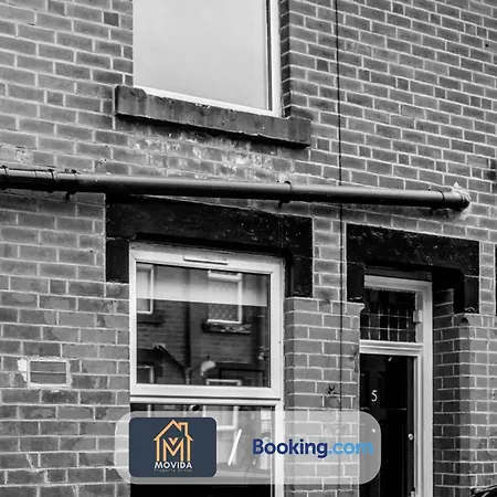 The Hyde Away: Chic Urban Two-bedroom House Leeds (West Yorkshire)