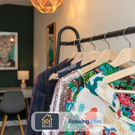 The Hyde Away: Chic Urban Two-bedroom House